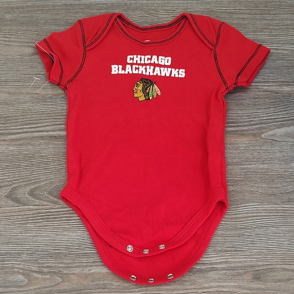 New Chicago Blackhawks Infant Onsie Boy Girl 3 / 6 Months Red NHL Licensed